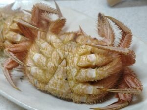 毛蟹の塩茹で（レモンパイの料理）
