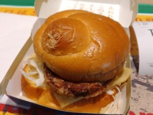 マクドナルド「油淋鶏チーズチキンタツタ」2