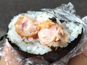 ウインナーおにぎり（レモンパイの料理）