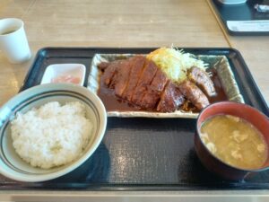 10日九州旅（岡崎SAの矢場とん）10-3