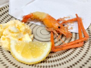 多摩川産テナガエビの有頭エビフライ作り 8