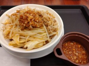 松屋「ニンニク野菜牛めし（並盛）」1