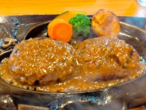 炭焼きレストランさわやかのげんこつハンバーグ