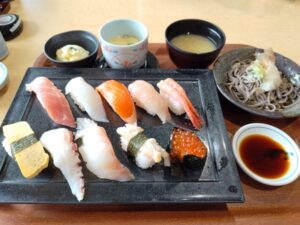 道の駅たけふでの寿司ランチ