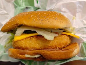 マクドナルド「チーズアボカドマヨシュリンプ」2