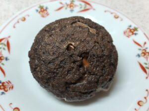 【ファミマ×マルコリ】とろけるキャラメルショコラシュー 2