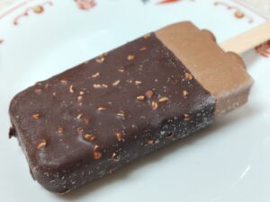 【ファミマ×マルコリ】ショコラアイスバー 2