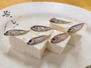 豊年（第一牧志公設市場２階）のスクガラス豆腐