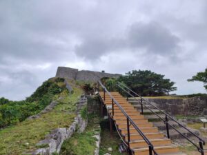 うるま市の勝連城 5