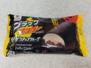 ブラックサンダーモチザクチョコクレープ1