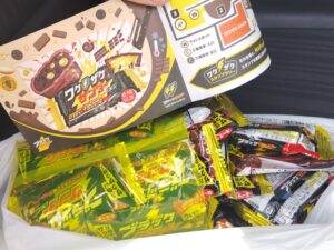 ブラックサンダーワクザク詰め放題 2