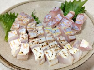 イトヨリの刺身（炙り＆湯引き、レモンパイごはん）