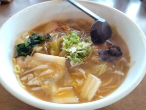 若鶴チャンポン（ファミリーレストラン若鶴）