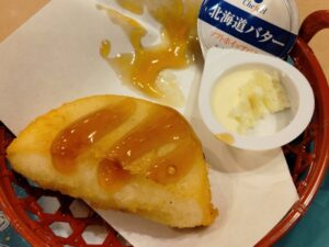 イモモチバター付き（回転寿司トリトン）